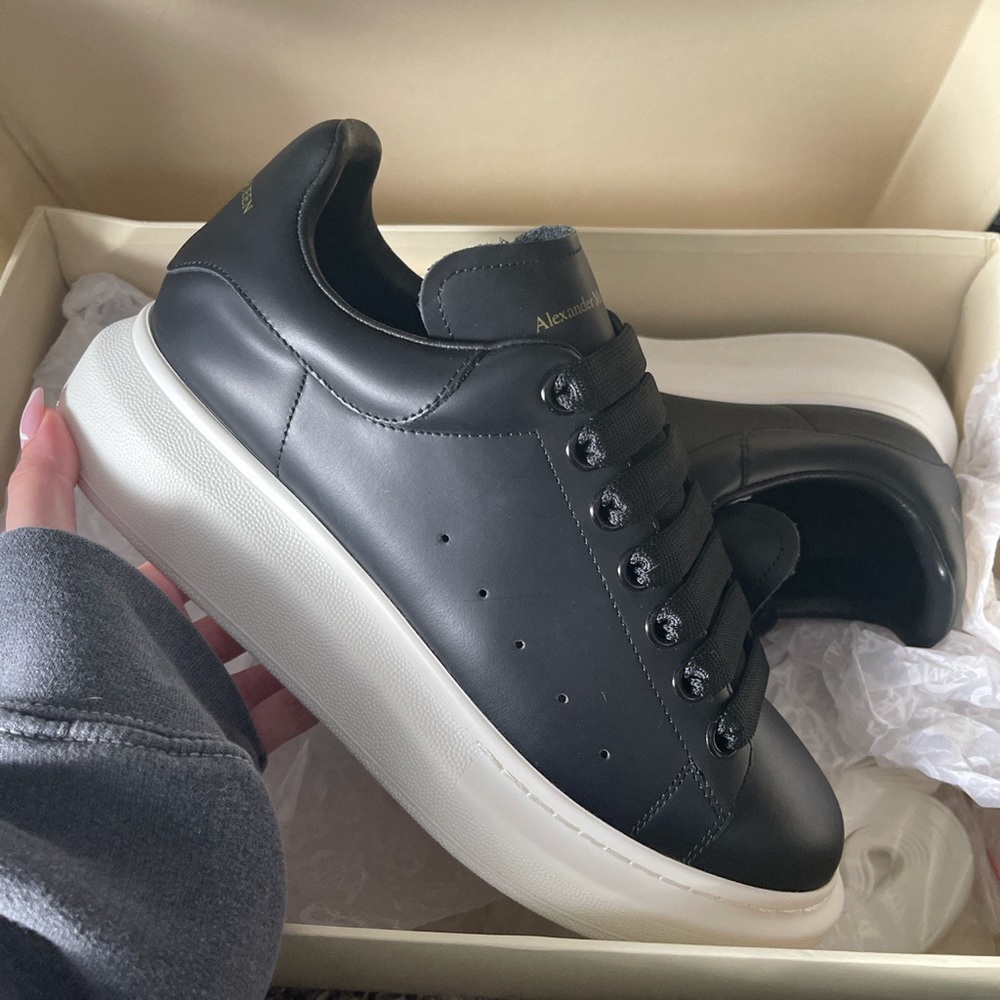Alexander McQueen Sneakers
